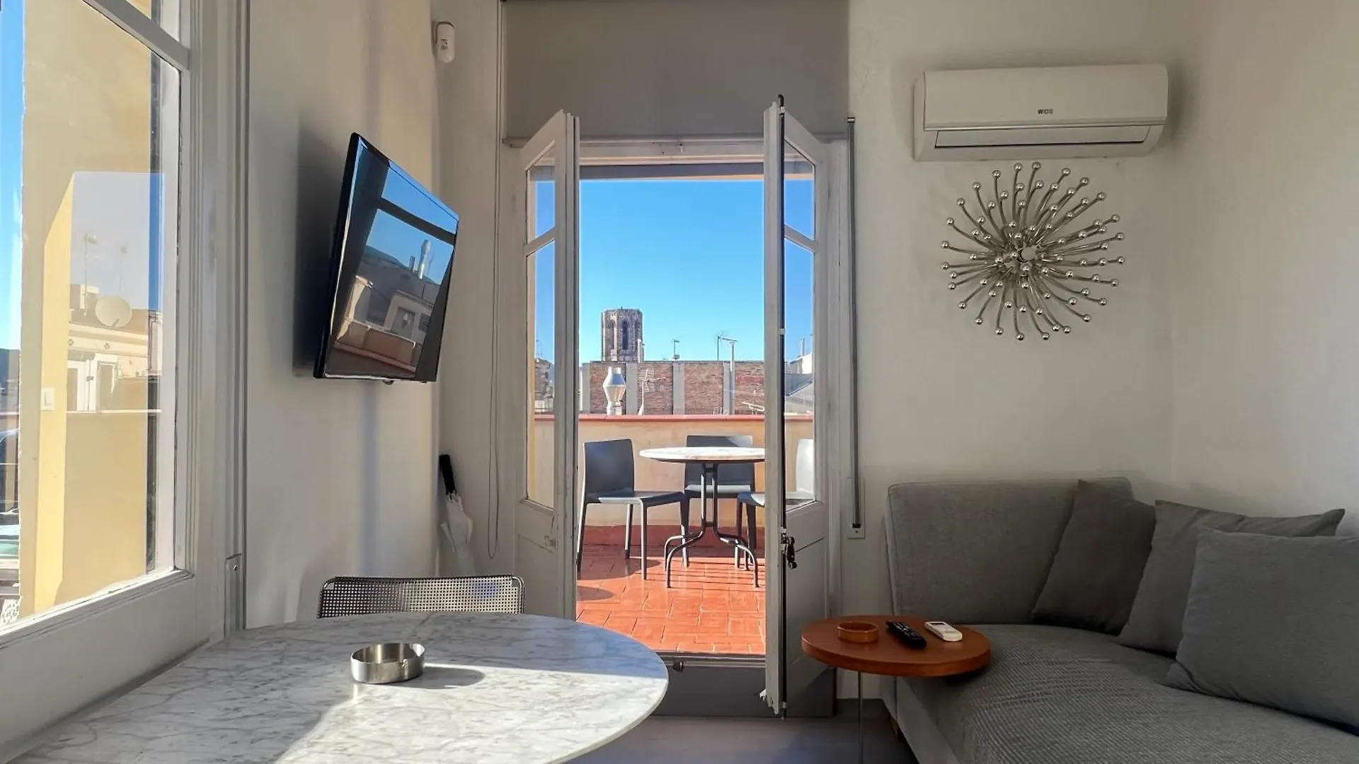Top Studio With Terrace Barcelona Apartment