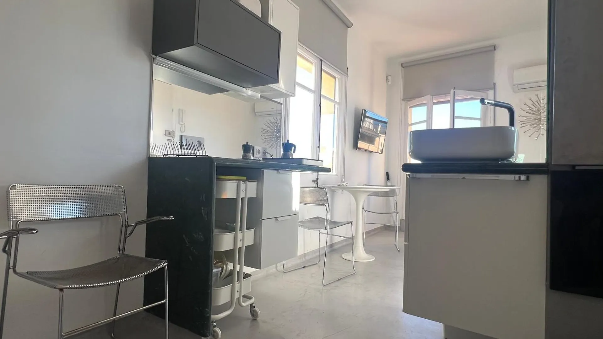 Top Studio With Terrace Barcelona 0*,  Španělsko