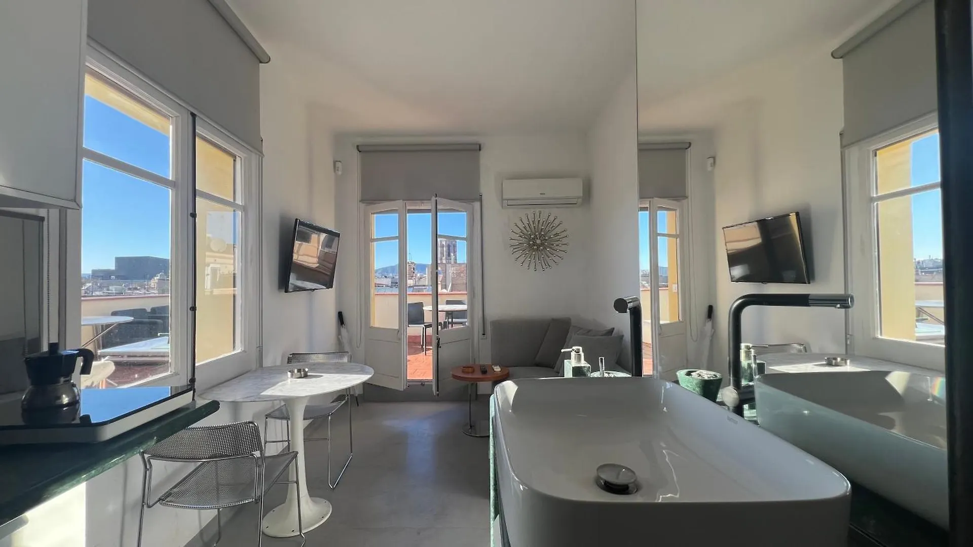 Top Studio With Terrace Barcelona Apartmán